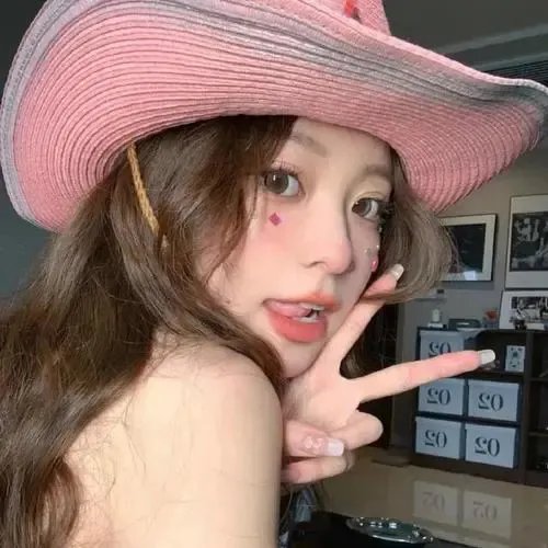 队长小翼